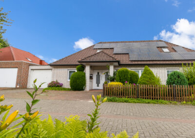 Modernisierter Bungalow mit PVAnlage und Speicher im Zentrum von Lathen (Emsland)